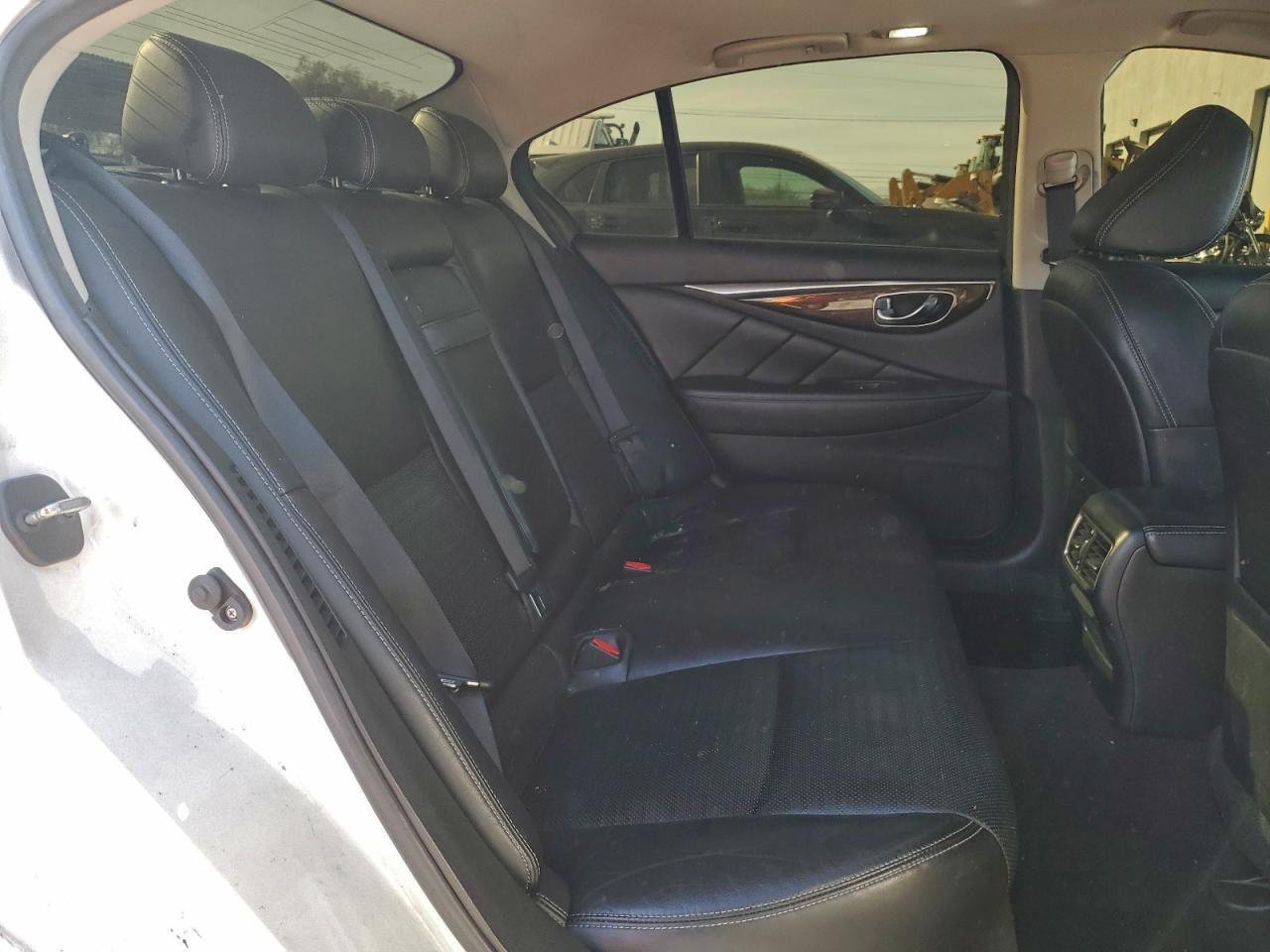 2015 INFINITI Q50 HYBRID PREMIUM photo 10