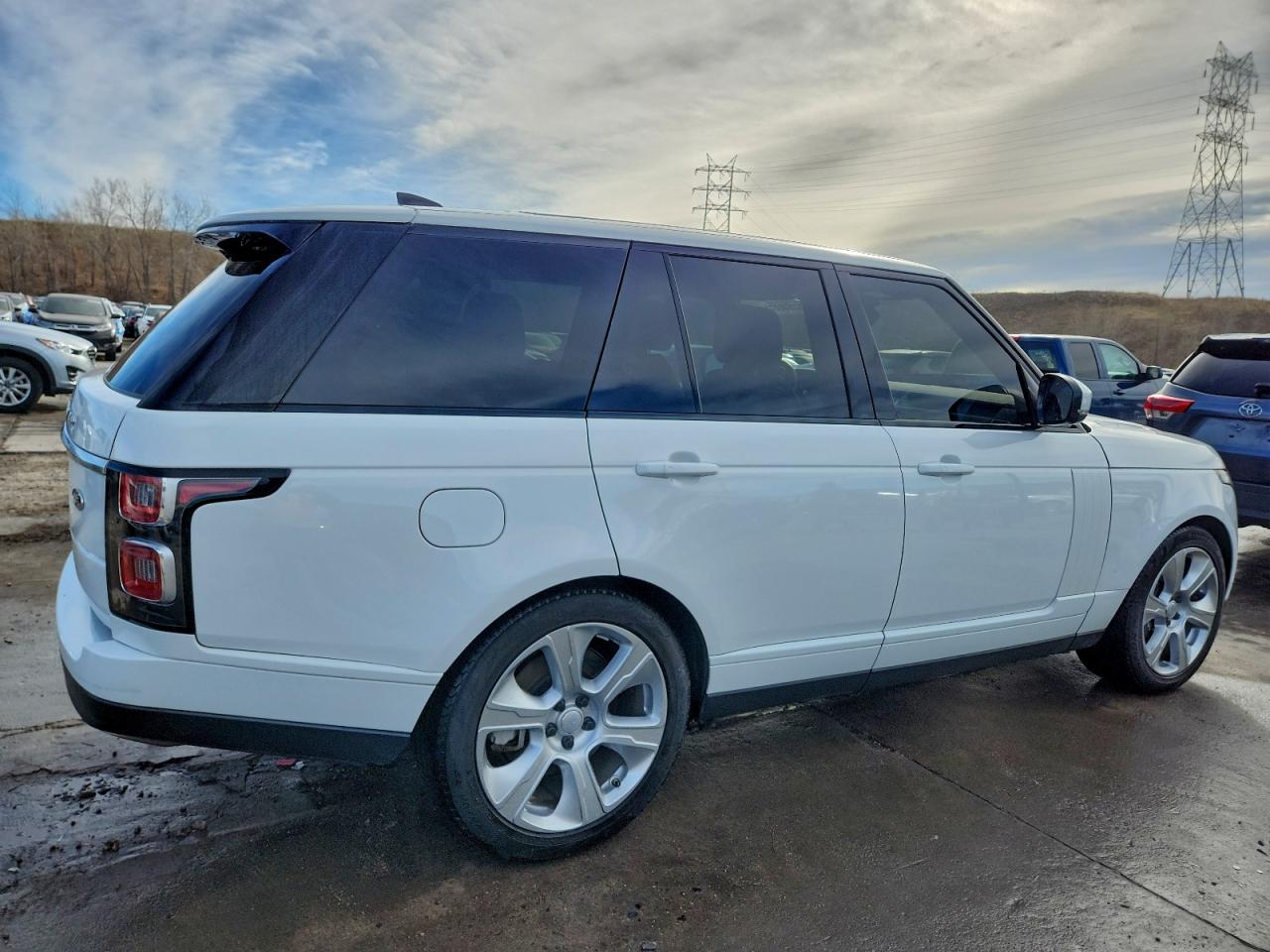 2020 LAND ROVER RANGE ROVER P525 HSE photo 3