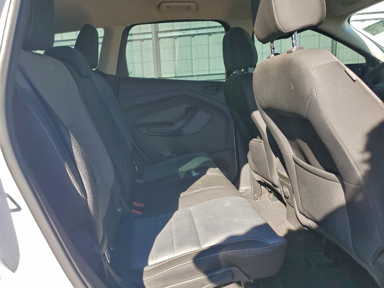 2017 FORD ESCAPE S photo 11