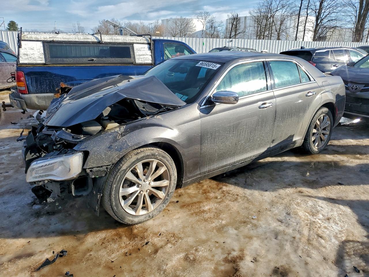 2019 CHRYSLER 300