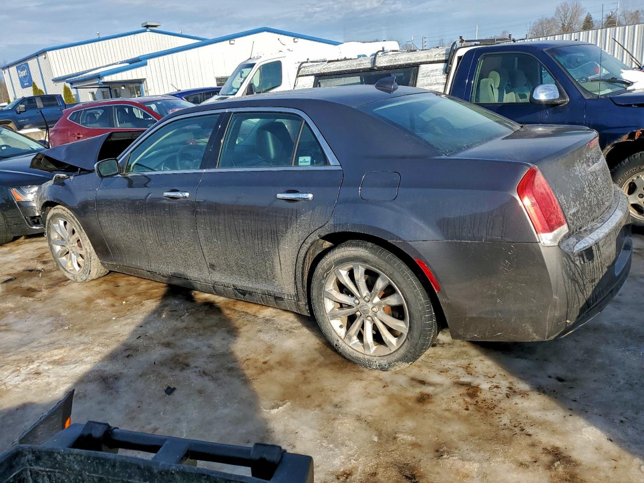 2019 CHRYSLER 300 LIMITED photo 2