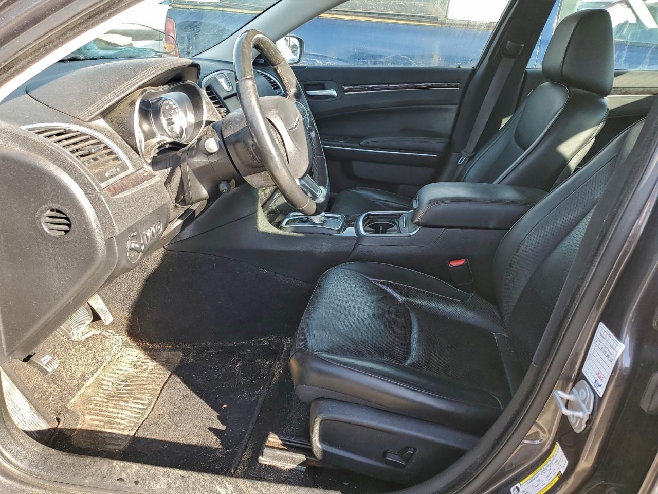 2019 CHRYSLER 300 LIMITED photo 7