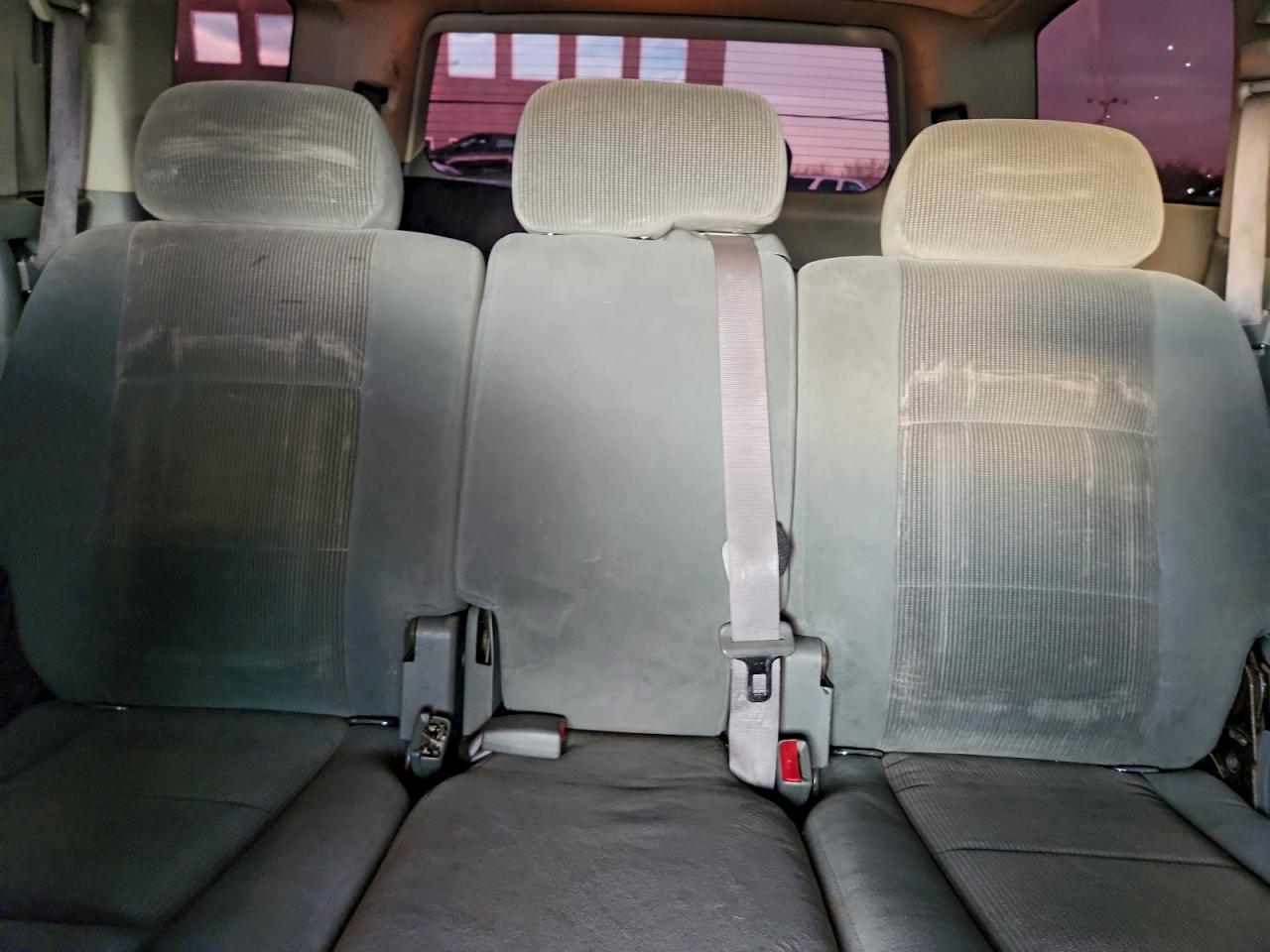2004 DODGE DURANGO SLT photo 28