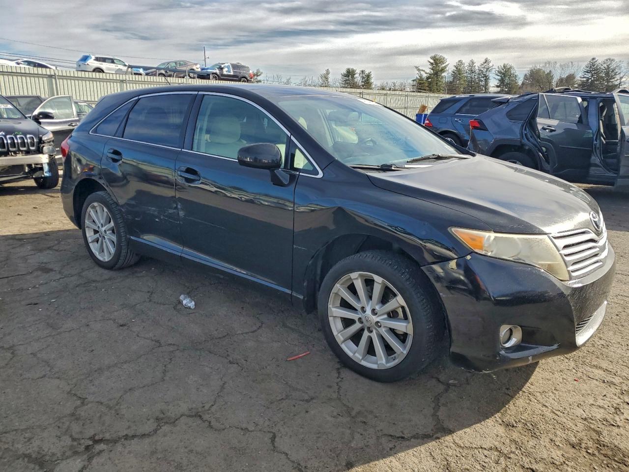 2009 TOYOTA VENZA photo 4