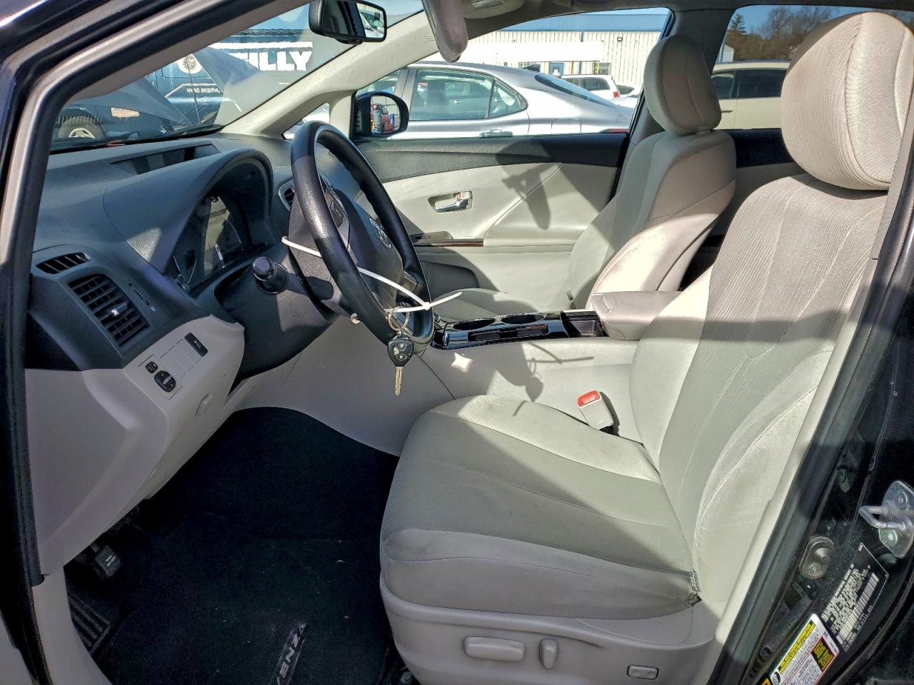 2009 TOYOTA VENZA photo 7