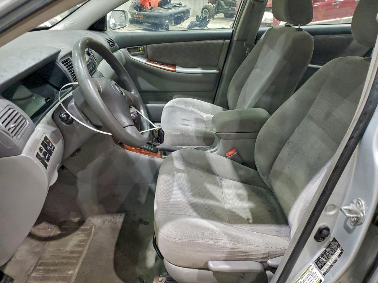 2006 TOYOTA COROLLA CE photo 7