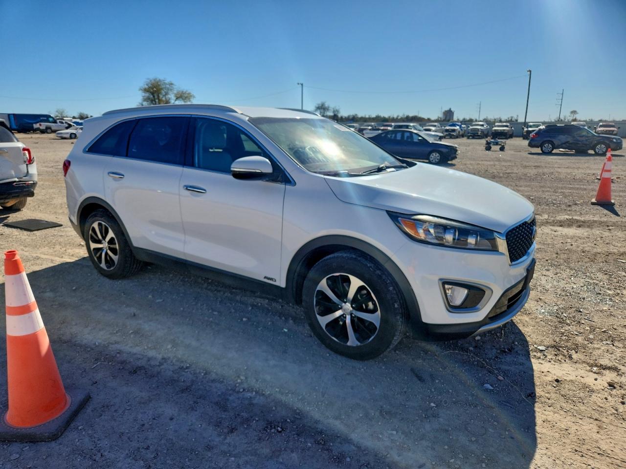 2017 KIA SORENTO EX photo 4