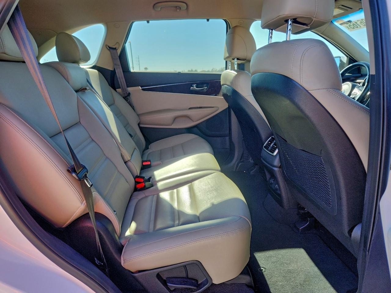 2017 KIA SORENTO EX photo 11