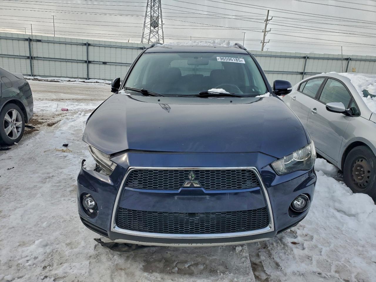 2010 MITSUBISHI OUTLANDER SE photo 5