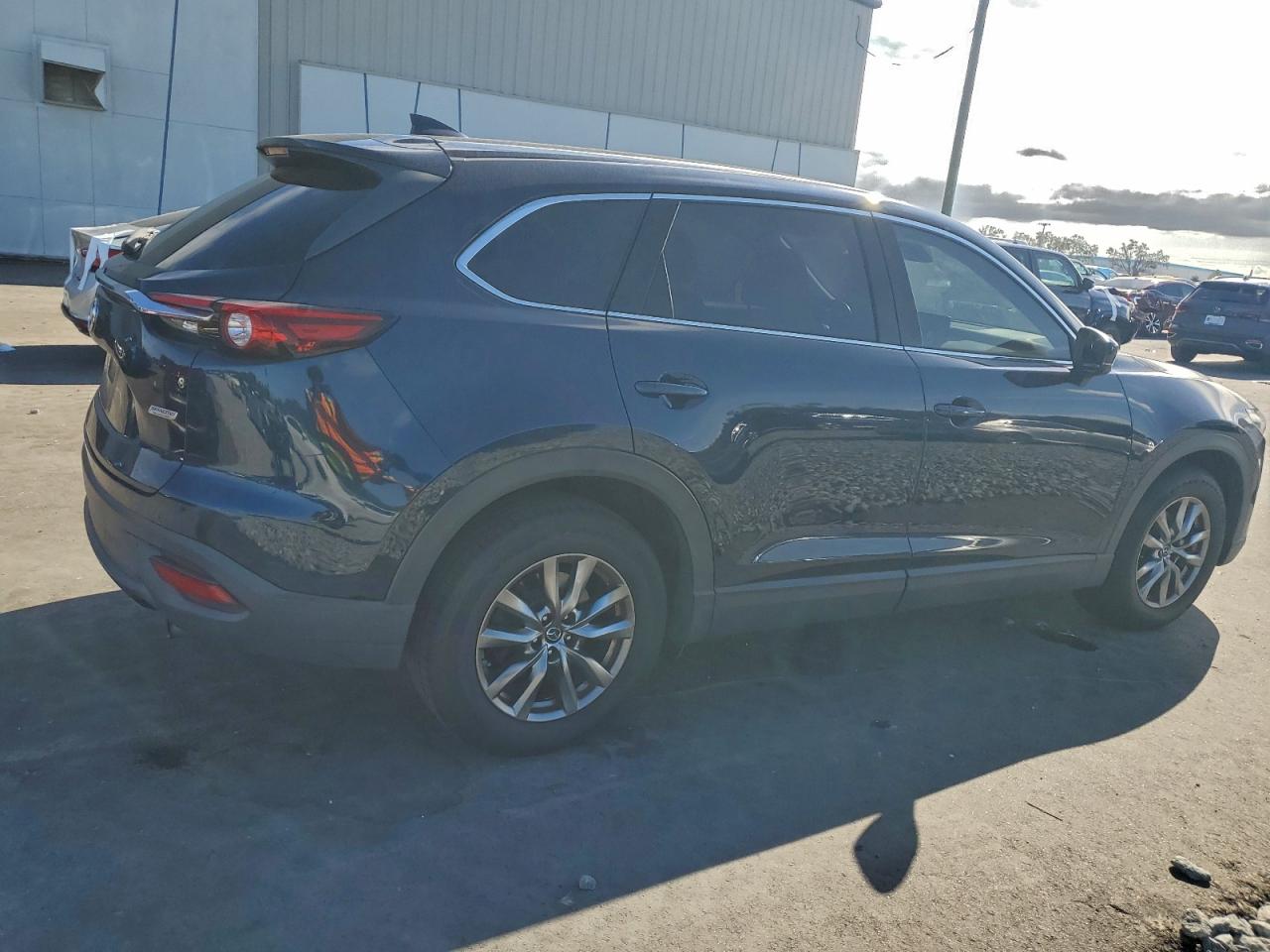 2018 MAZDA CX-9 TOURING photo 3