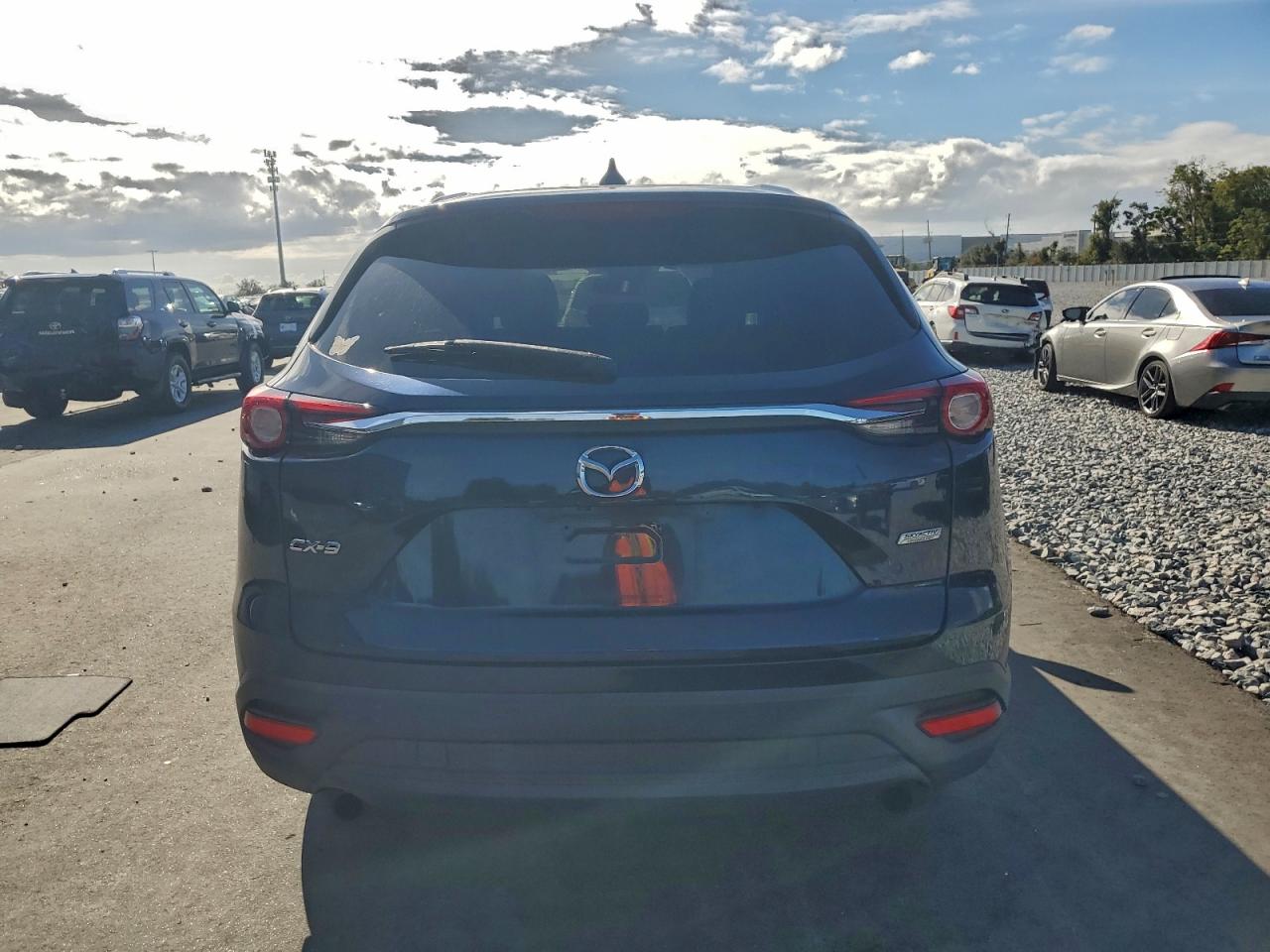 2018 MAZDA CX-9 TOURING photo 6