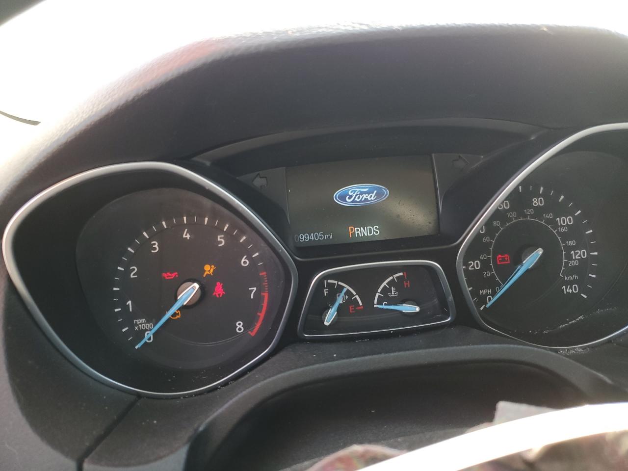 2015 FORD FOCUS SE photo 9