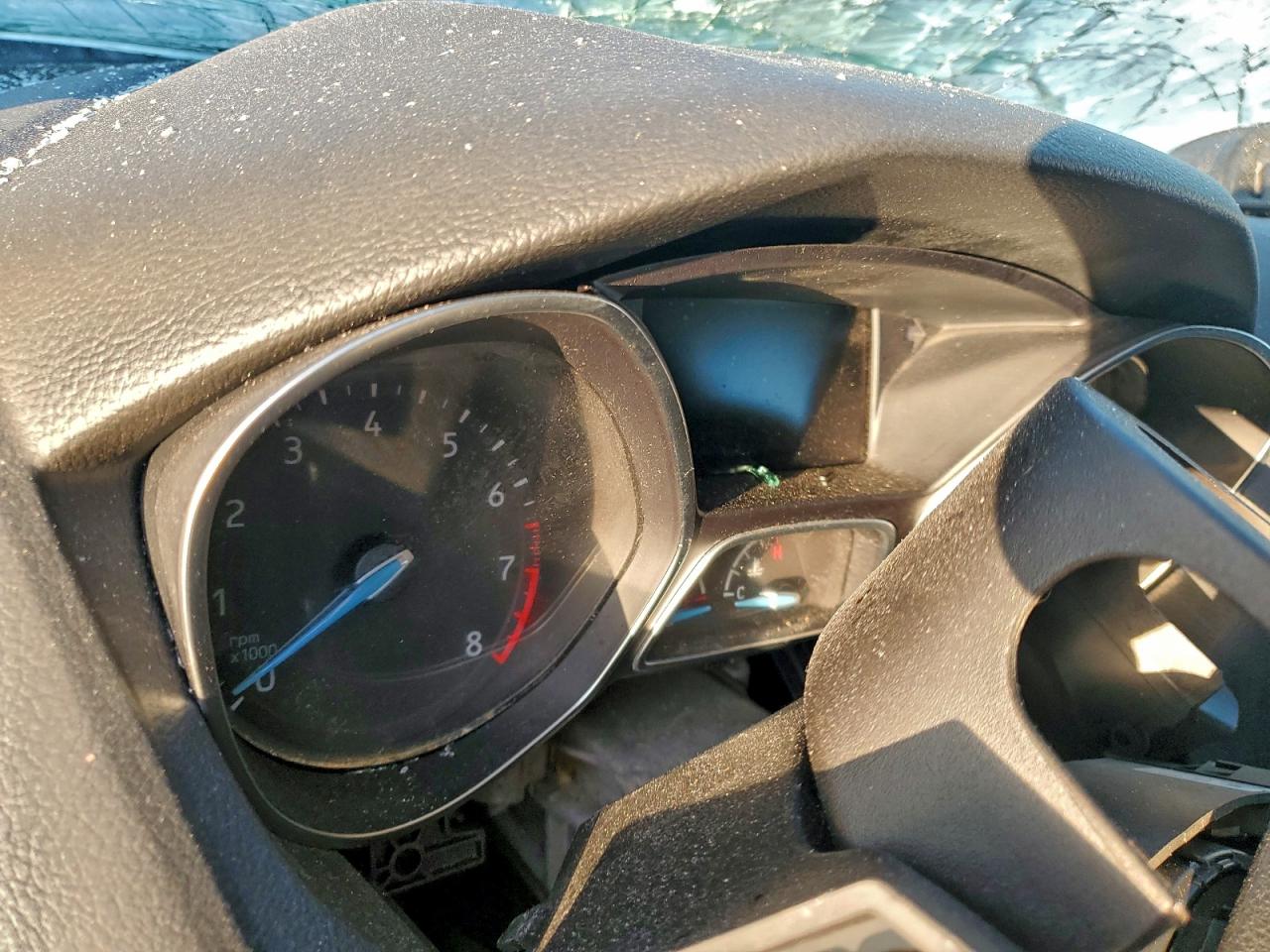 2015 FORD FOCUS SE photo 9