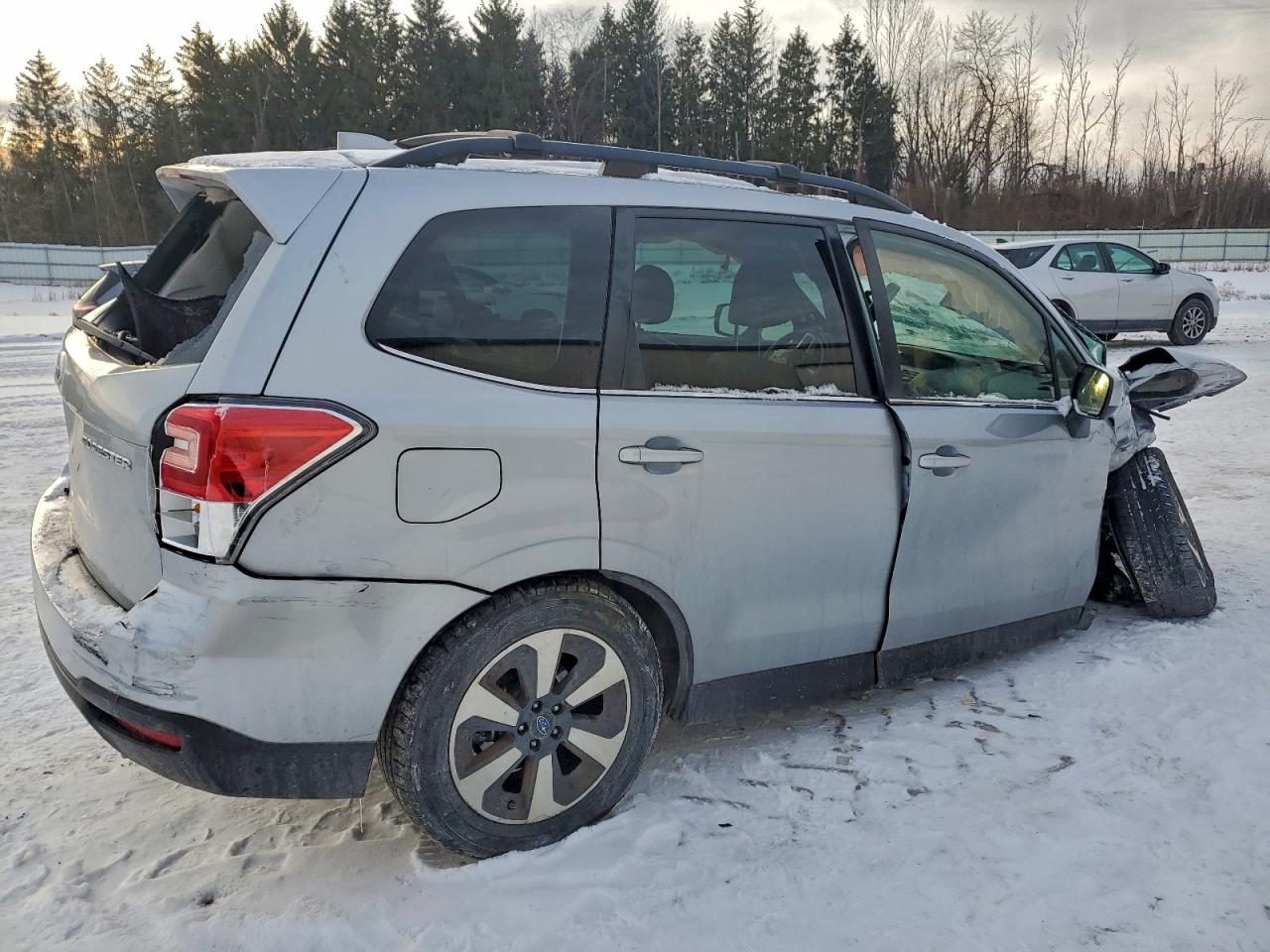 2018 SUBARU FORESTER 2.5I LIMITED photo 3