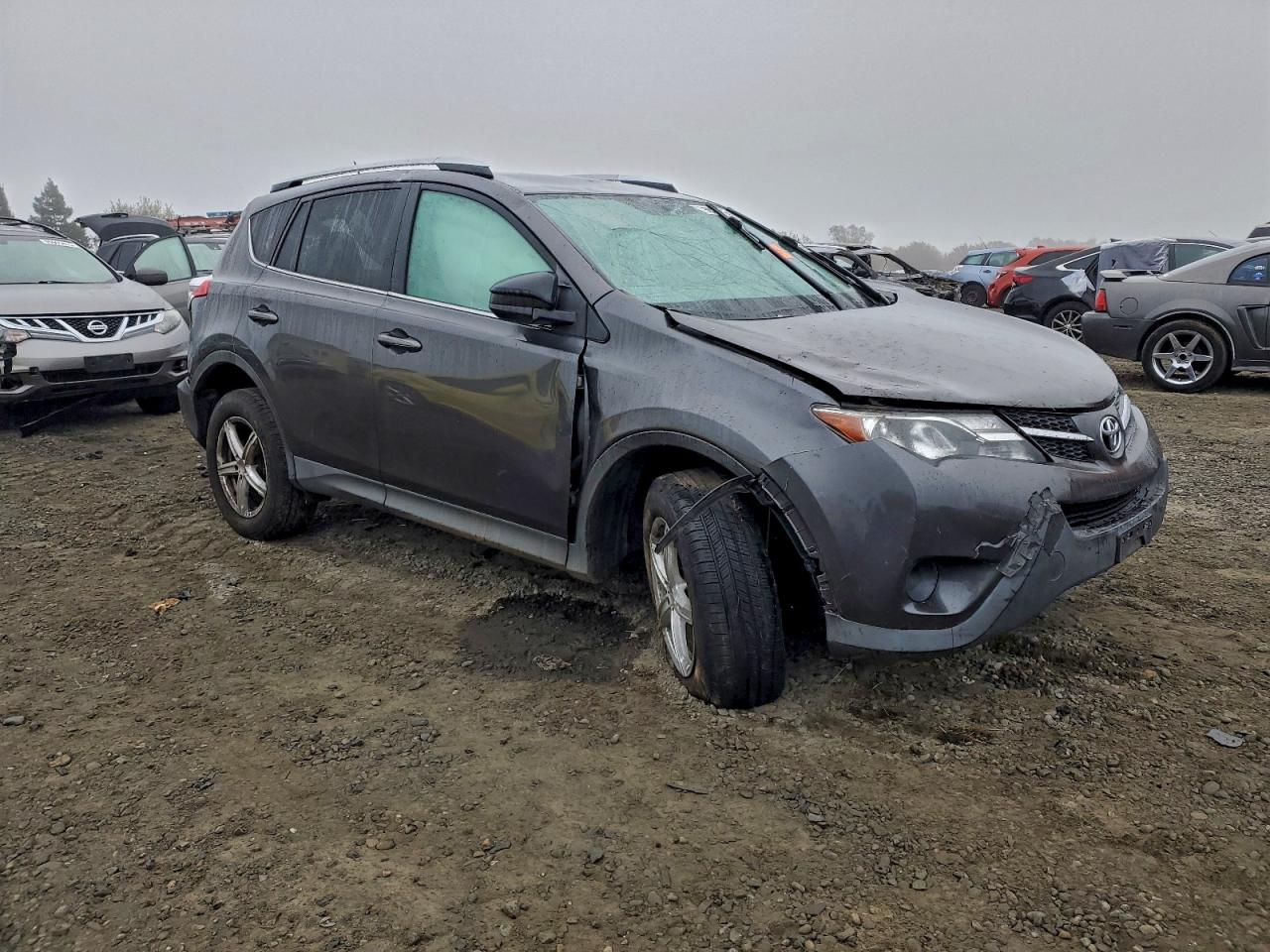 2015 TOYOTA RAV4 LE photo 4