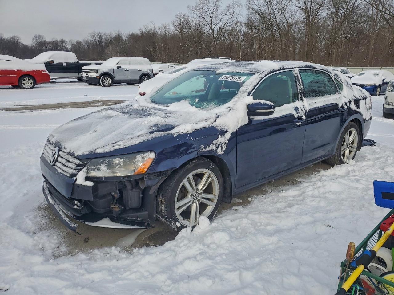 2015 VOLKSWAGEN PASSAT