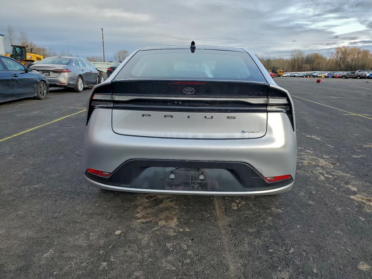 2025 TOYOTA PRIUS SE photo 16