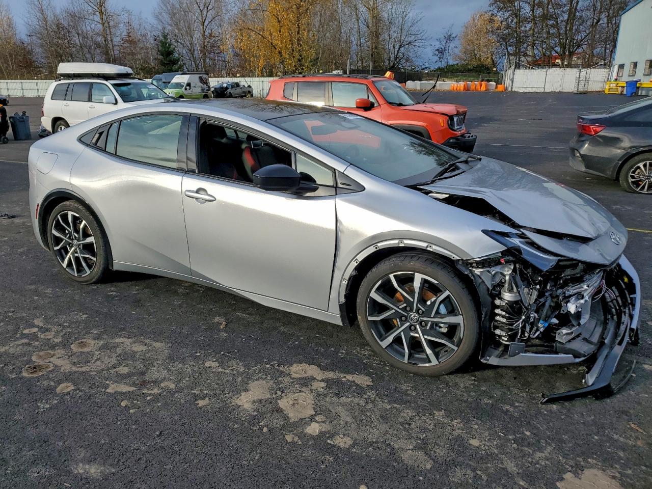 2025 TOYOTA PRIUS SE photo 10
