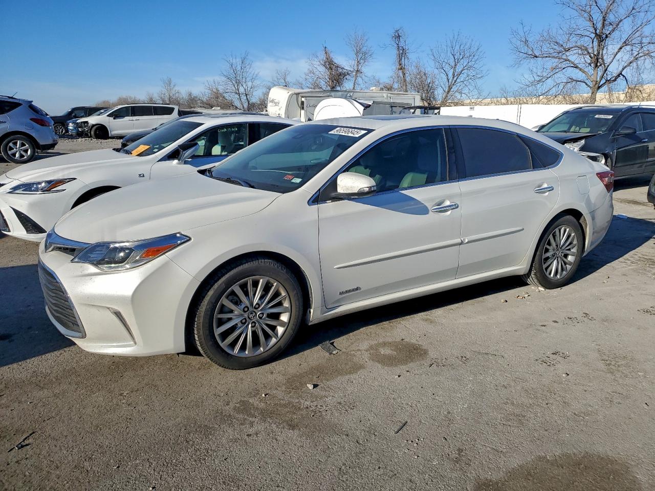 2016 TOYOTA AVALON