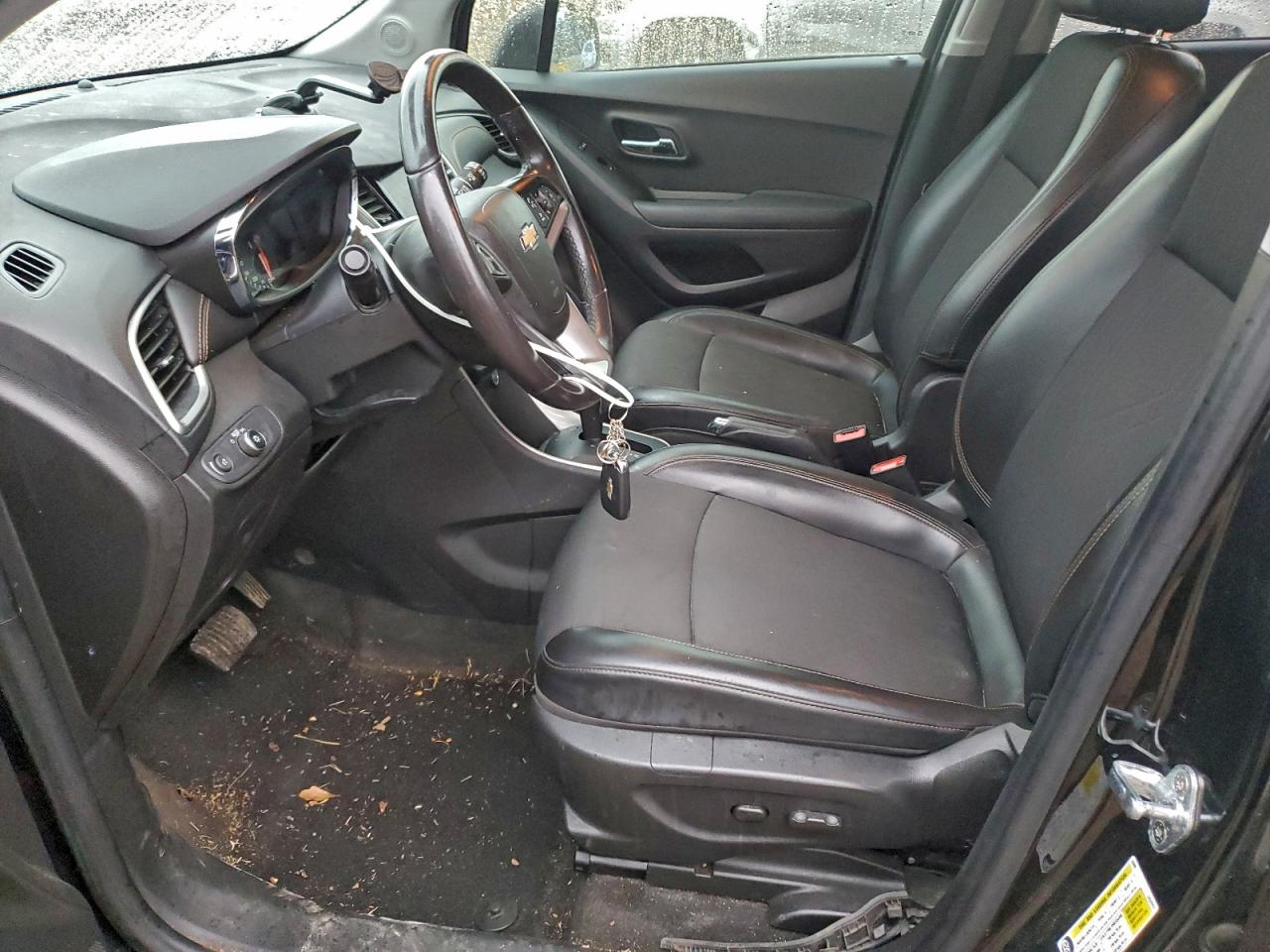 2021 CHEVROLET TRAX 1LT photo 7