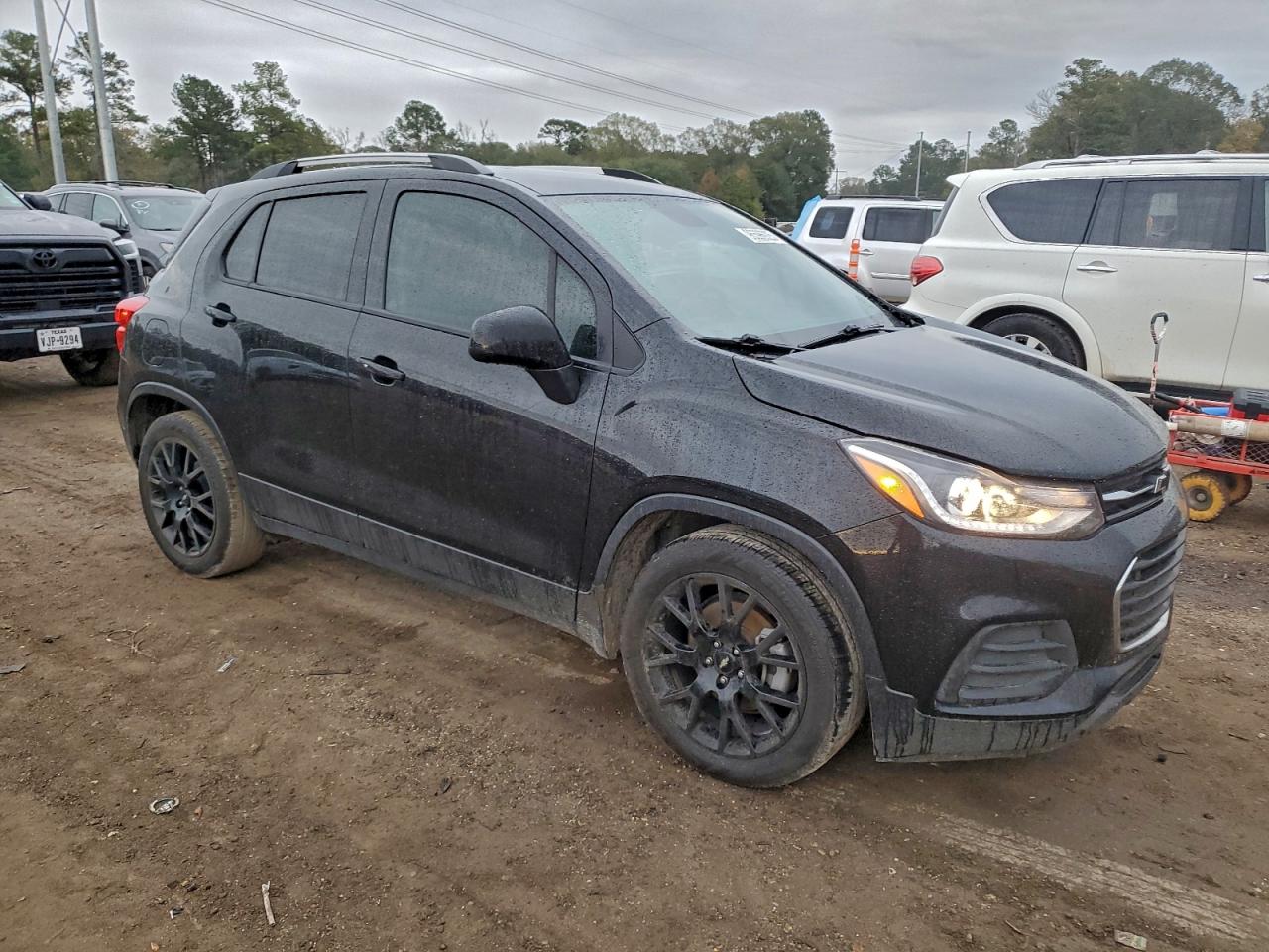 2021 CHEVROLET TRAX 1LT photo 4