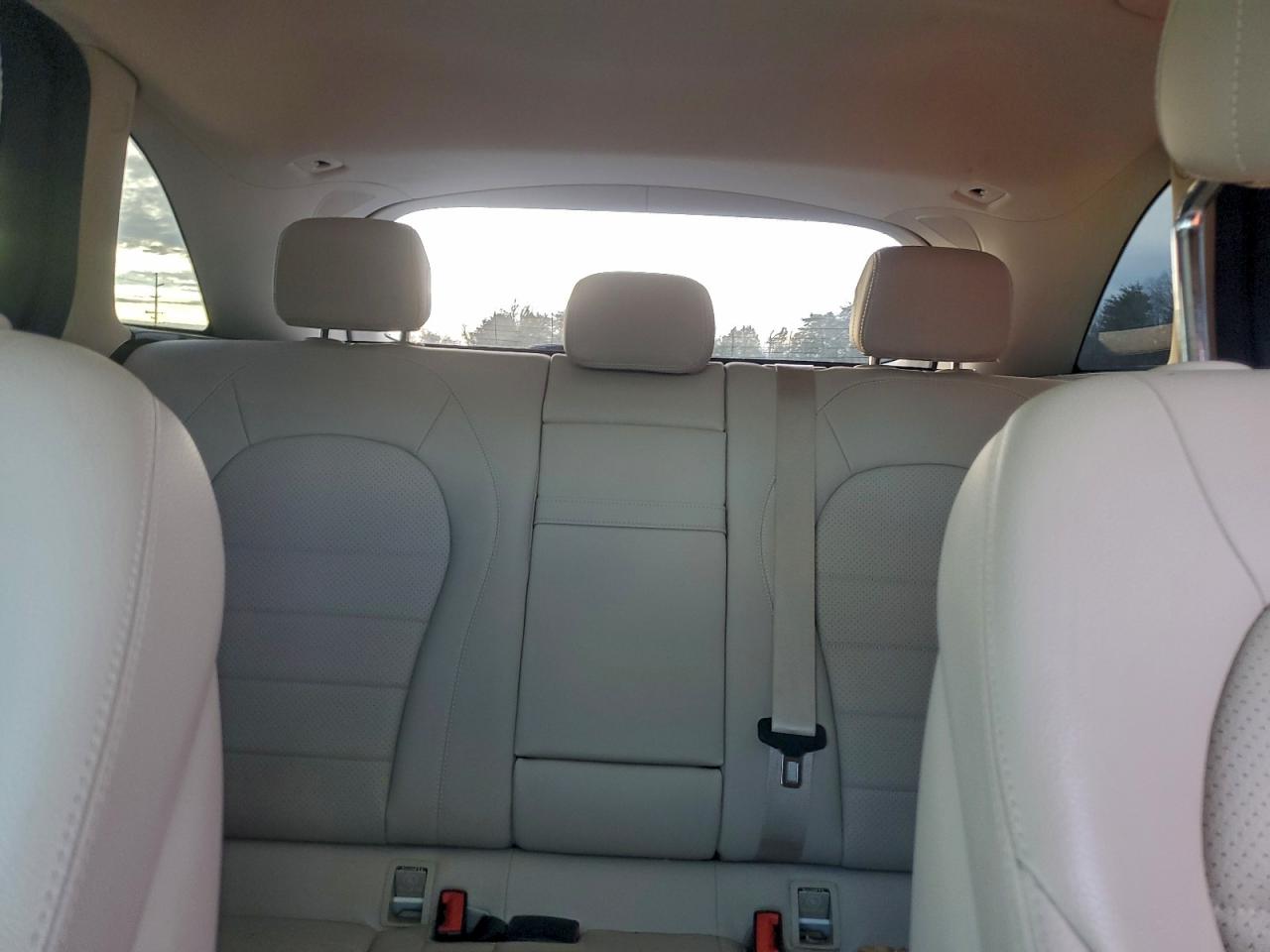 2017 MERCEDES-BENZ GLC 300 4MATIC photo 10