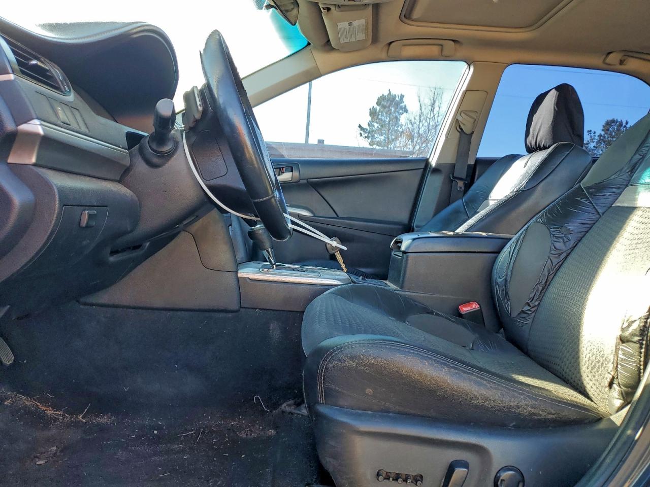 2013 TOYOTA CAMRY L photo 7