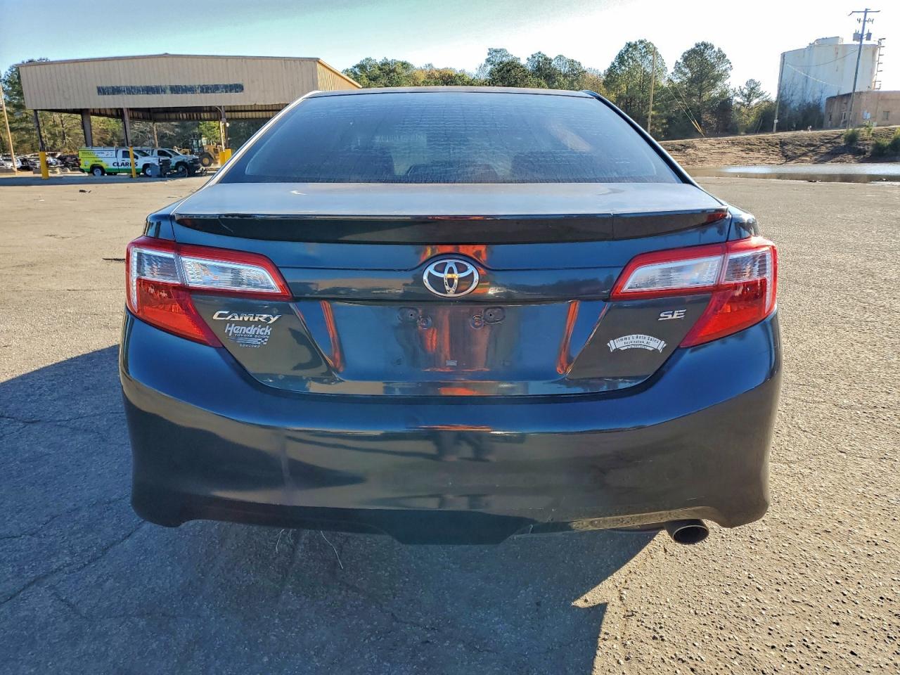 2013 TOYOTA CAMRY L photo 6