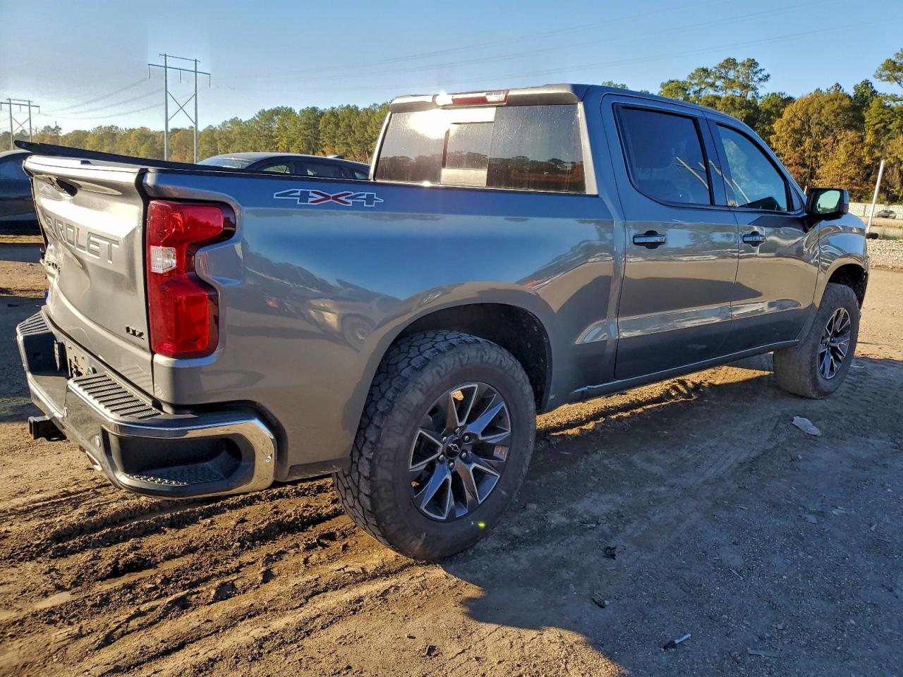 2021 CHEVROLET SILVERADO K1500 LTZ photo 3
