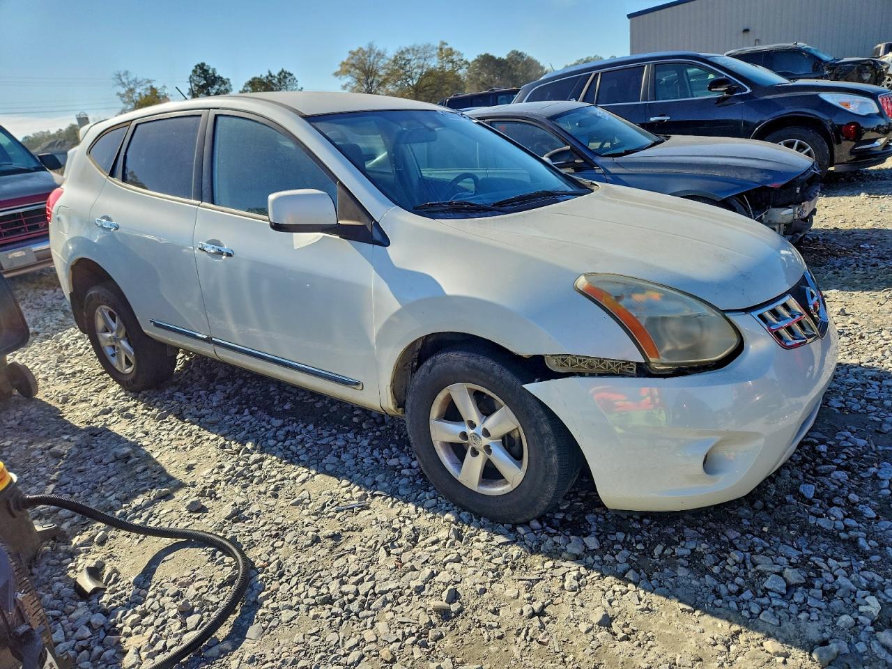 2013 NISSAN ROGUE S photo 4