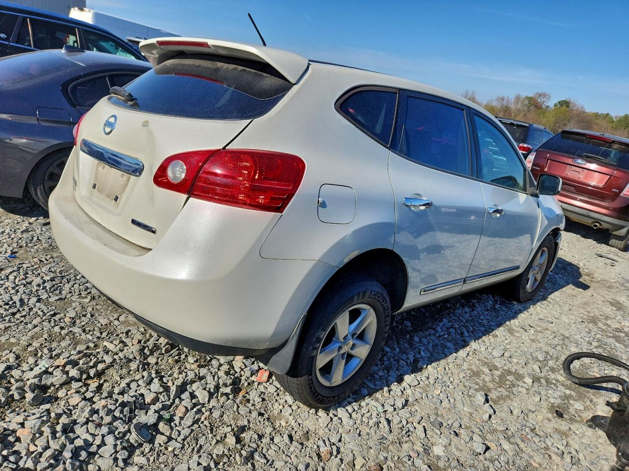 2013 NISSAN ROGUE S photo 3