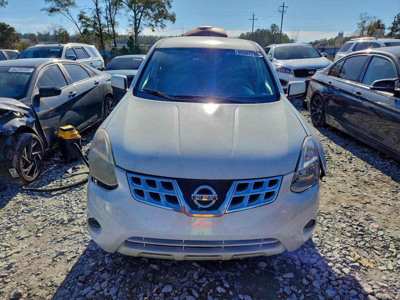 2013 NISSAN ROGUE S photo 5