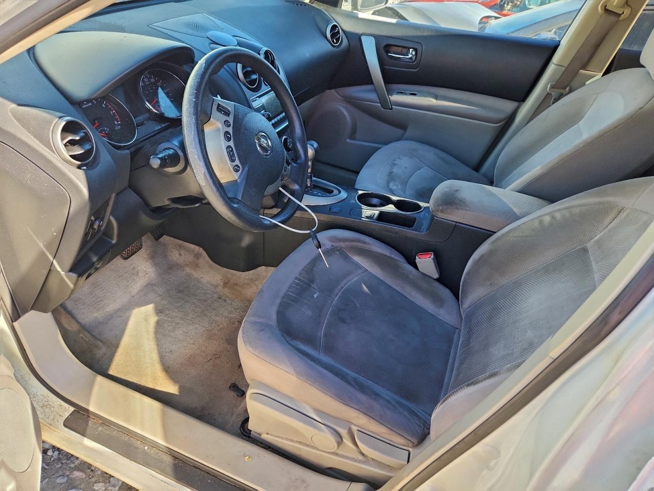 2013 NISSAN ROGUE S photo 7