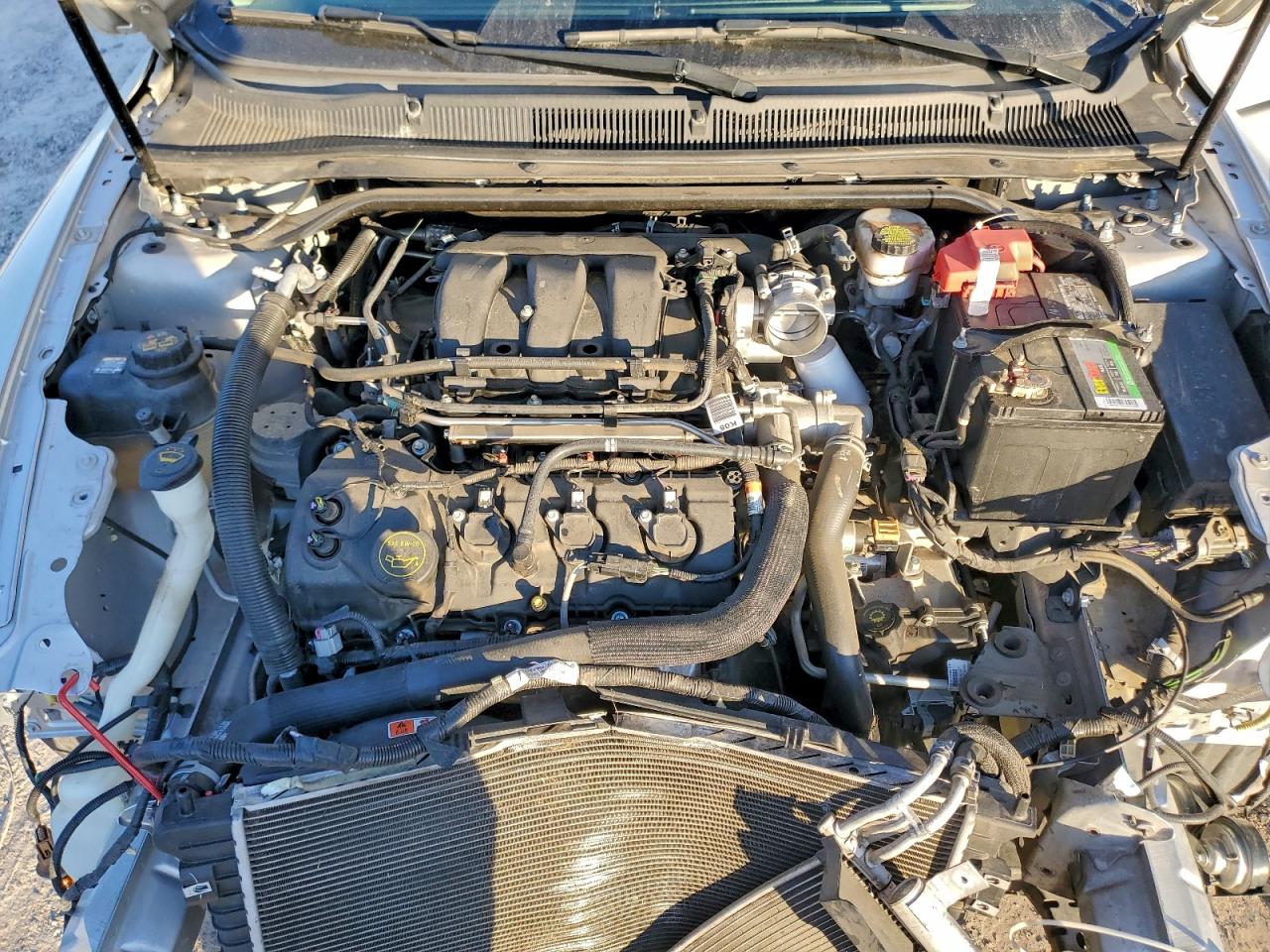 2019 FORD TAURUS SE photo 11