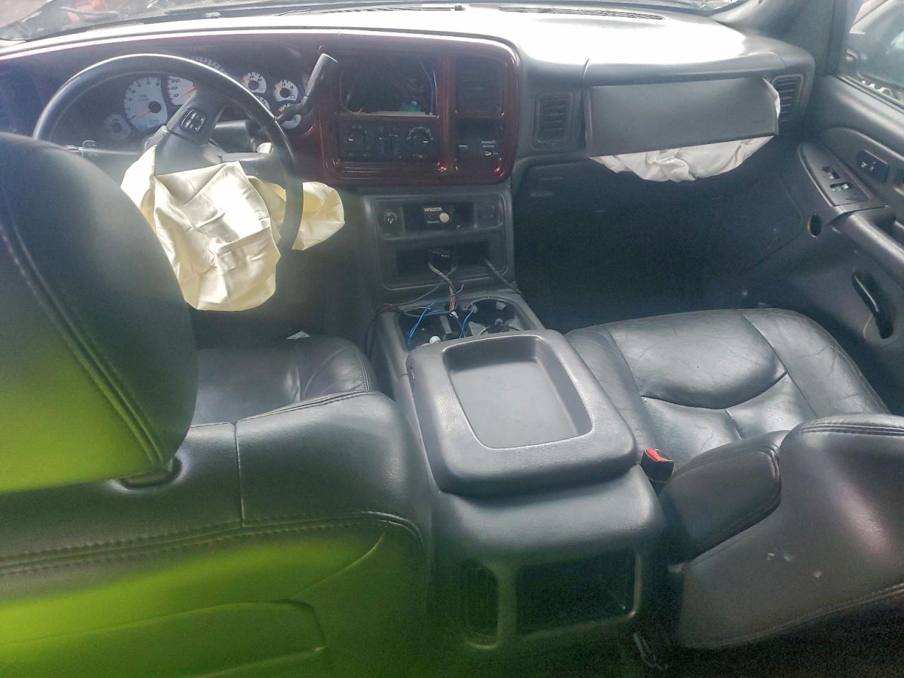 2004 CHEVROLET SILVERADO K1500 photo 8