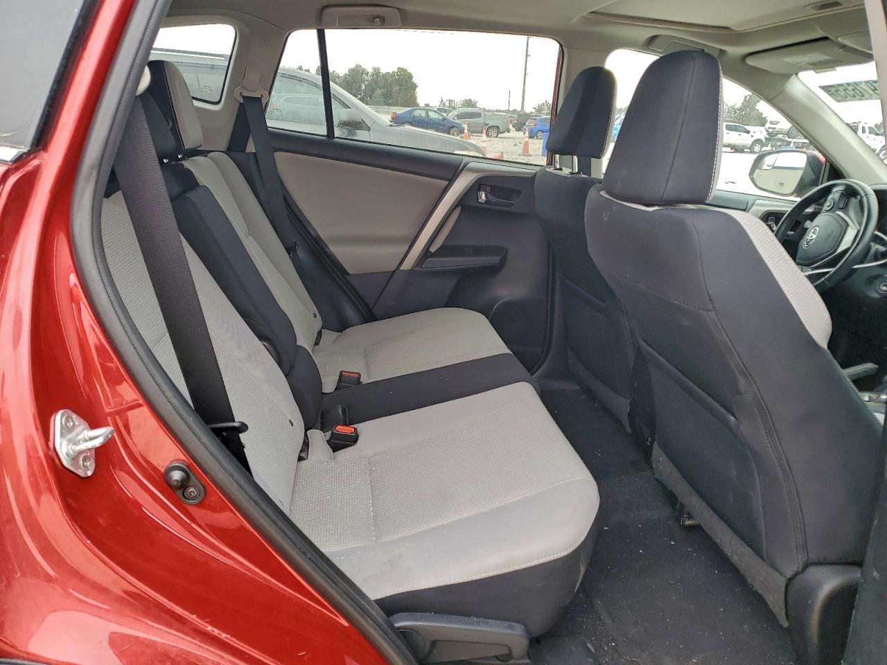 2017 TOYOTA RAV4 XLE photo 11