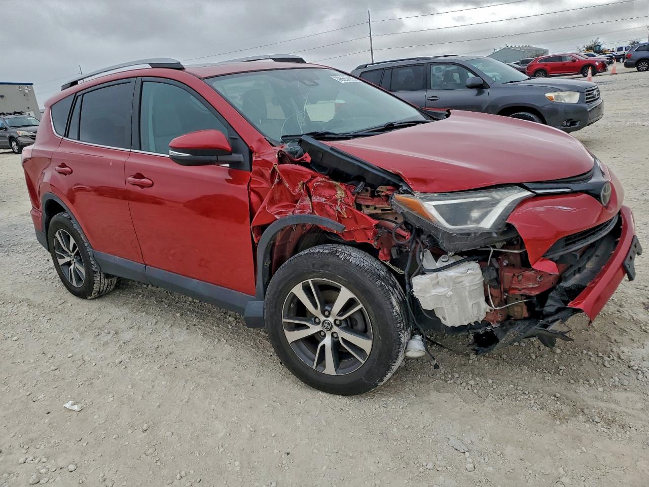 2017 TOYOTA RAV4 XLE photo 4
