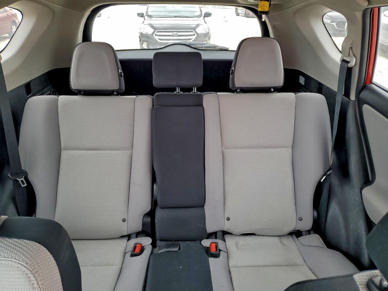 2017 TOYOTA RAV4 XLE photo 10