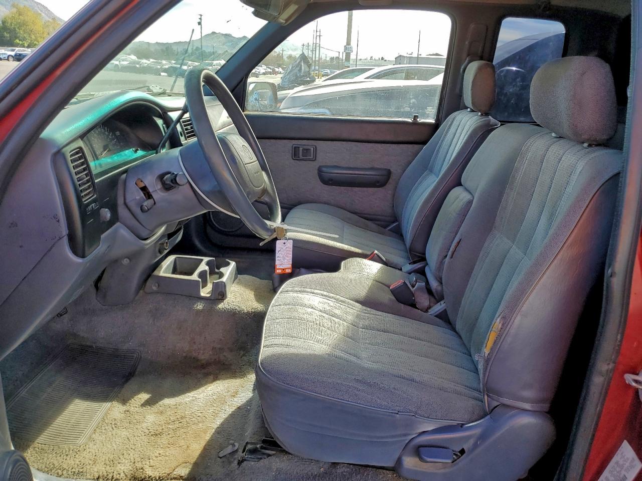1999 TOYOTA TACOMA XTRACAB photo 7