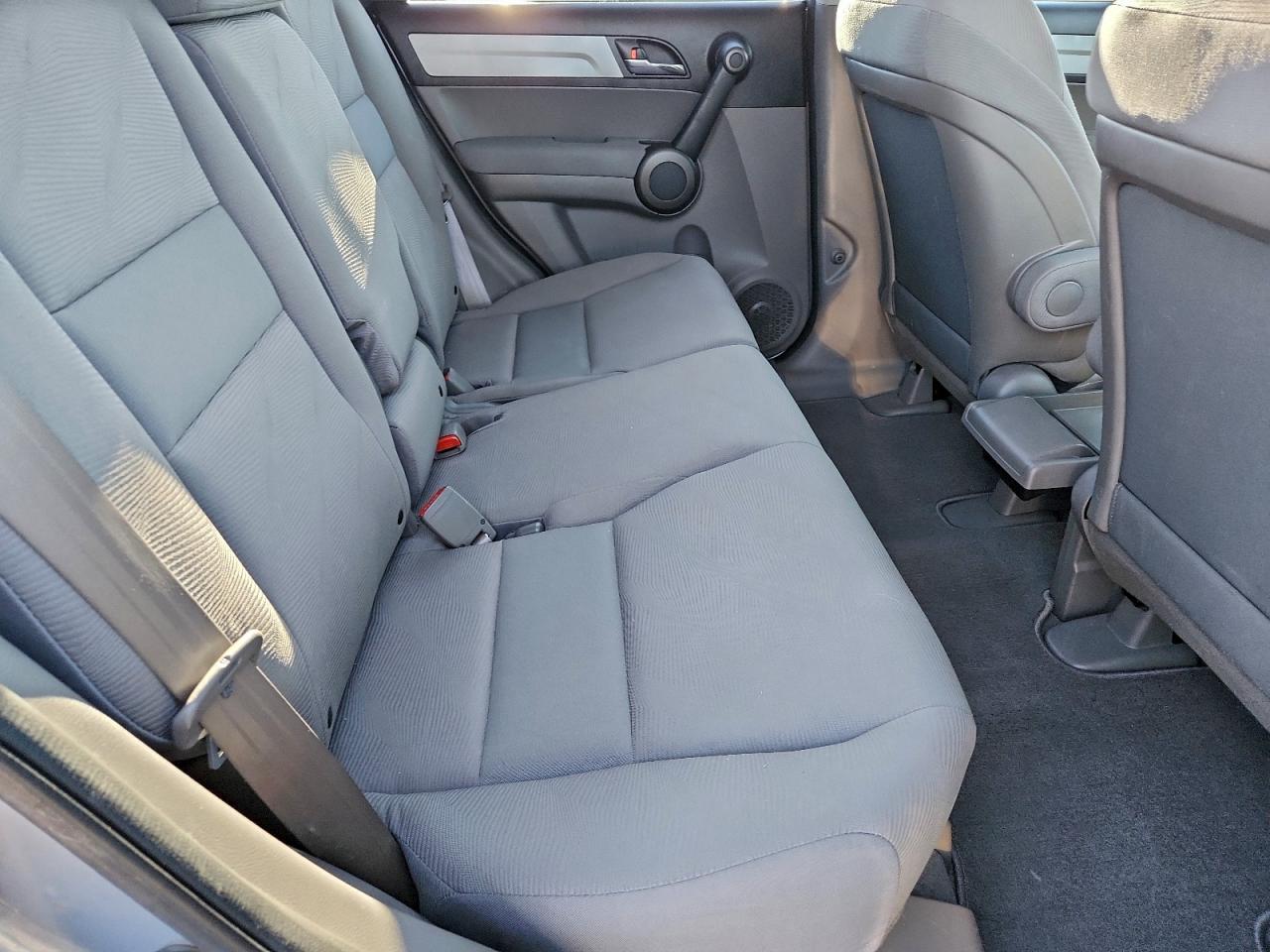 2011 HONDA CR-V LX photo 10