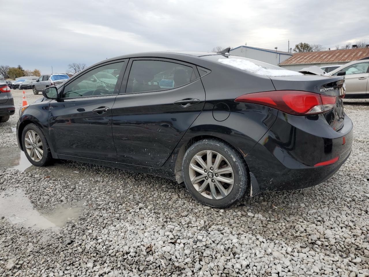 2015 HYUNDAI ELANTRA SE photo 2