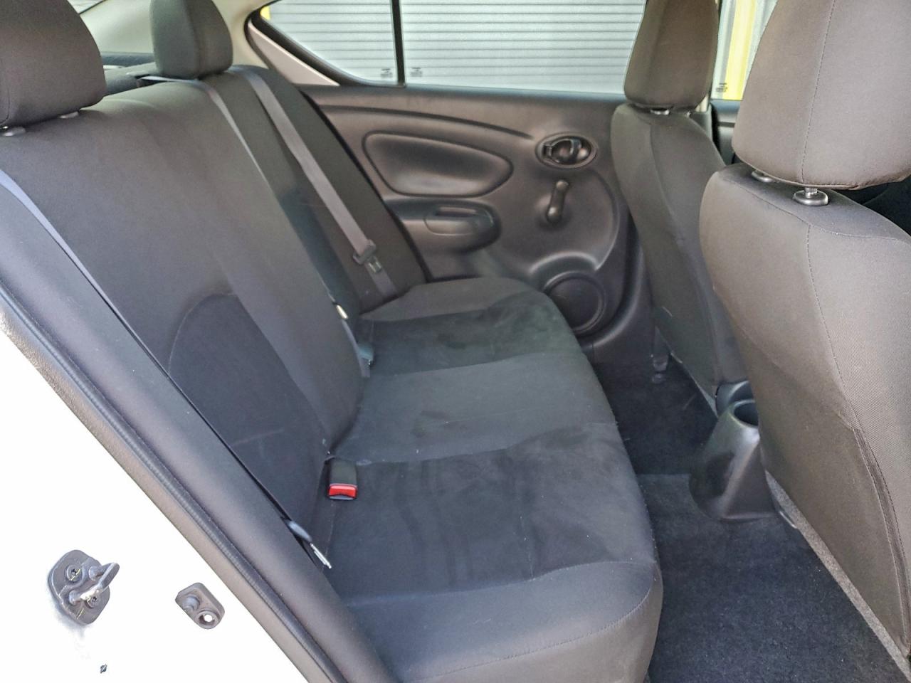 2018 NISSAN VERSA S photo 10