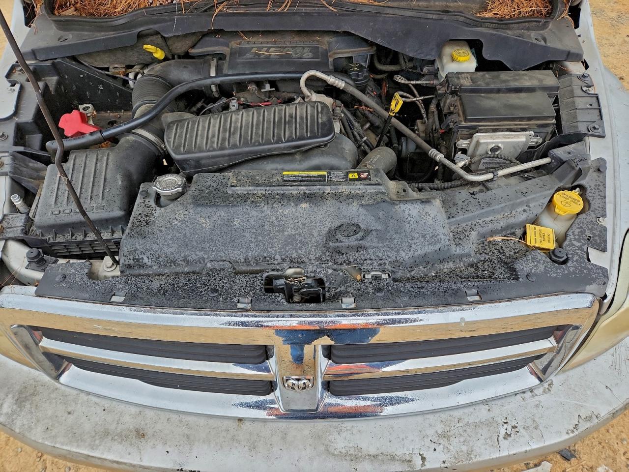 2004 DODGE DURANGO SLT photo 12