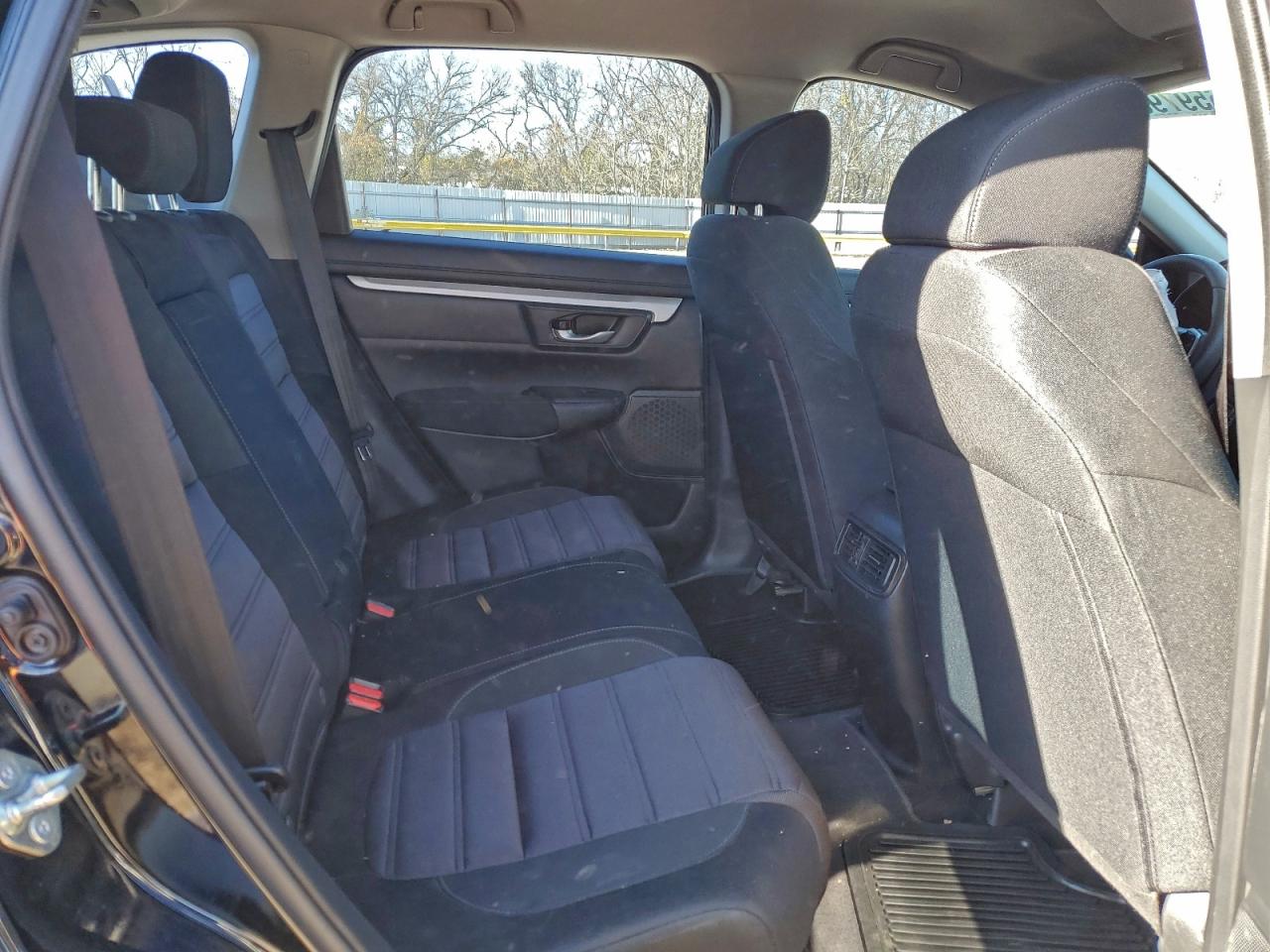 2018 HONDA CR-V LX photo 11