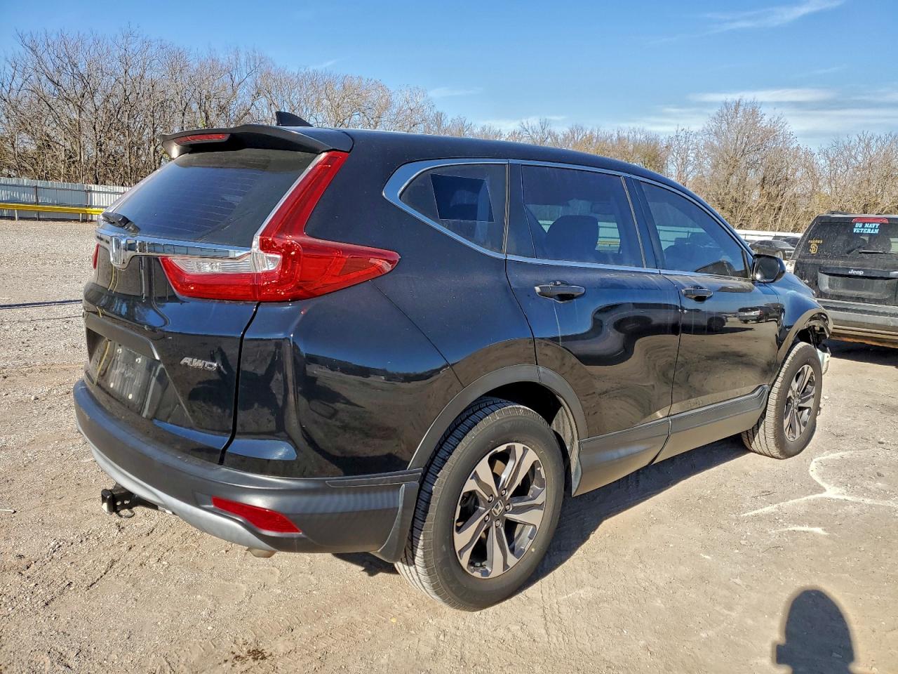 2018 HONDA CR-V LX photo 3