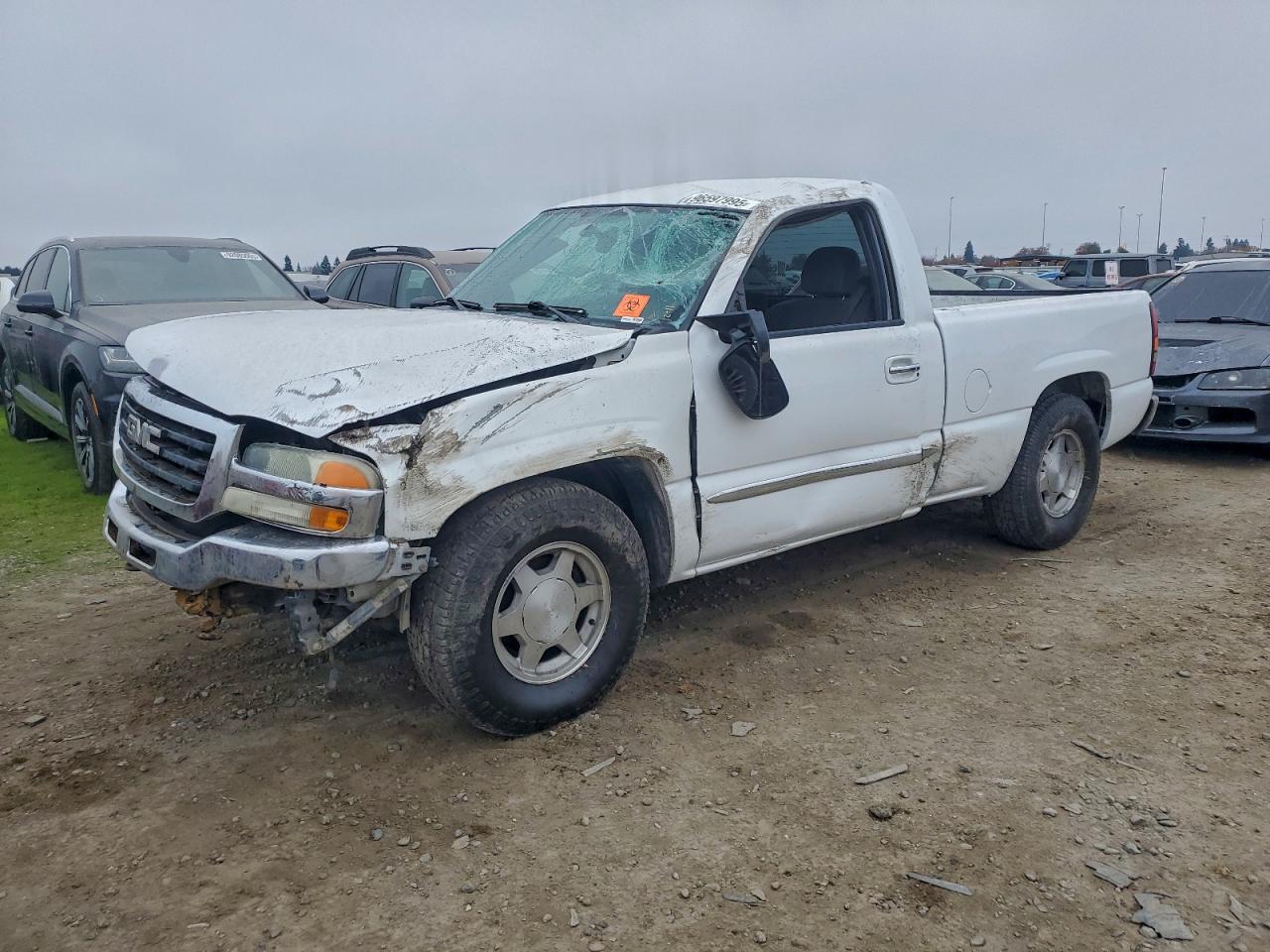 2004 GMC NEW SIERRA