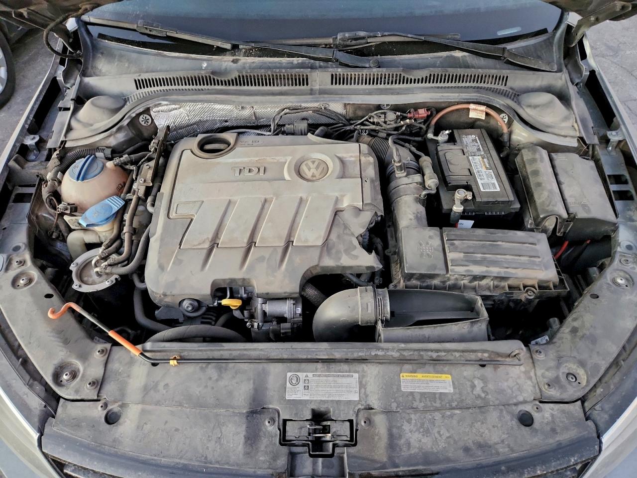 2014 VOLKSWAGEN JETTA TDI photo 11