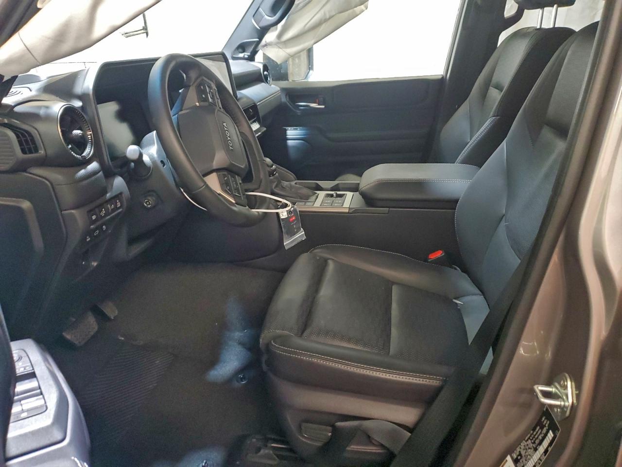 2025 TOYOTA LAND CRUISER BASE photo 7