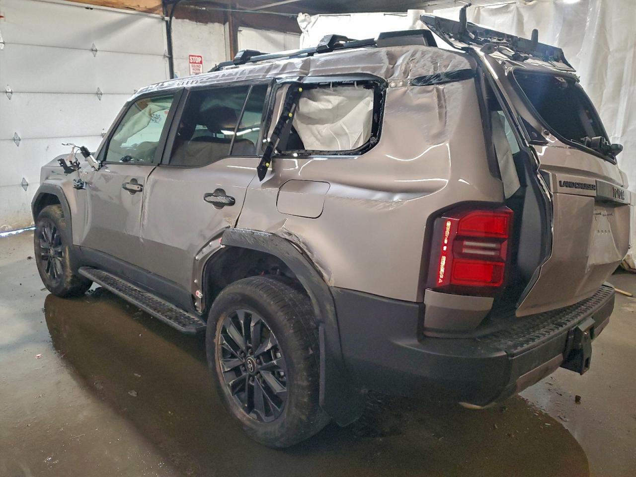 2025 TOYOTA LAND CRUISER BASE photo 2