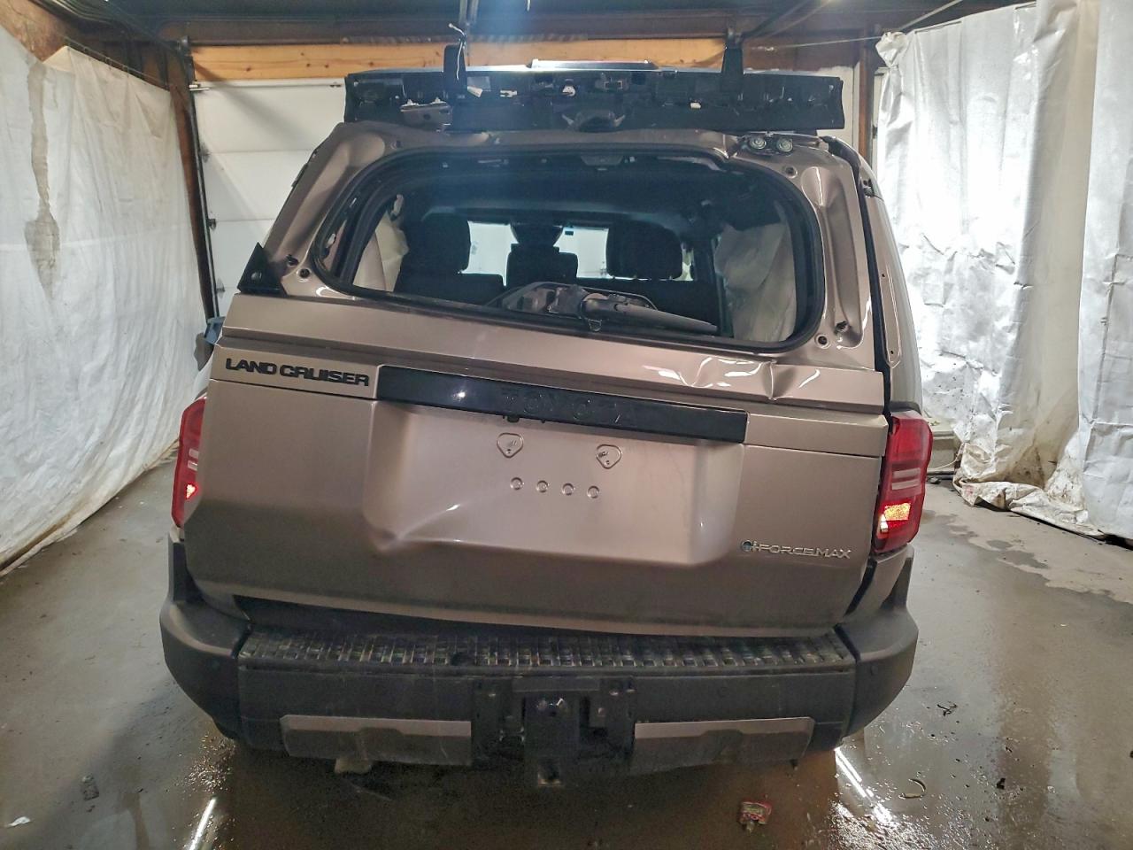 2025 TOYOTA LAND CRUISER BASE photo 6